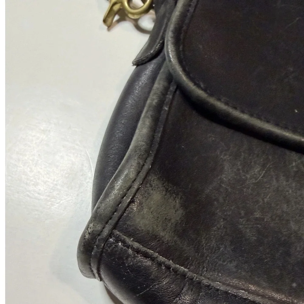 Coach Willis 9870 Vintage Black Leather Crossbody Bag Top Handle Messenger Brass